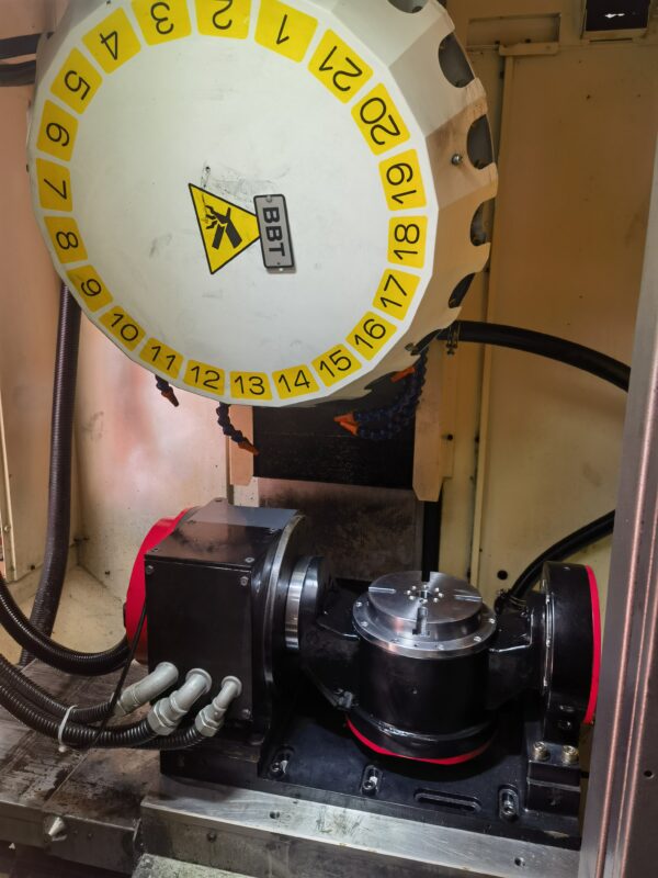 Fanuc Robodrill D21MiB CNC Machining Center - 图片 4