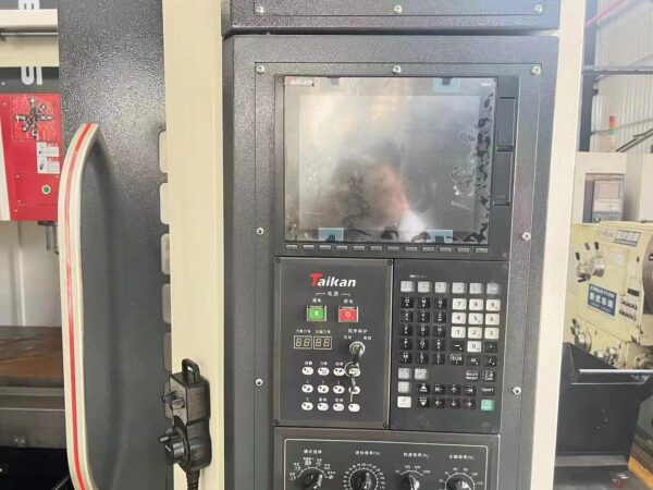 Taikan 1165S vertical machine center 2022year - 图片 2