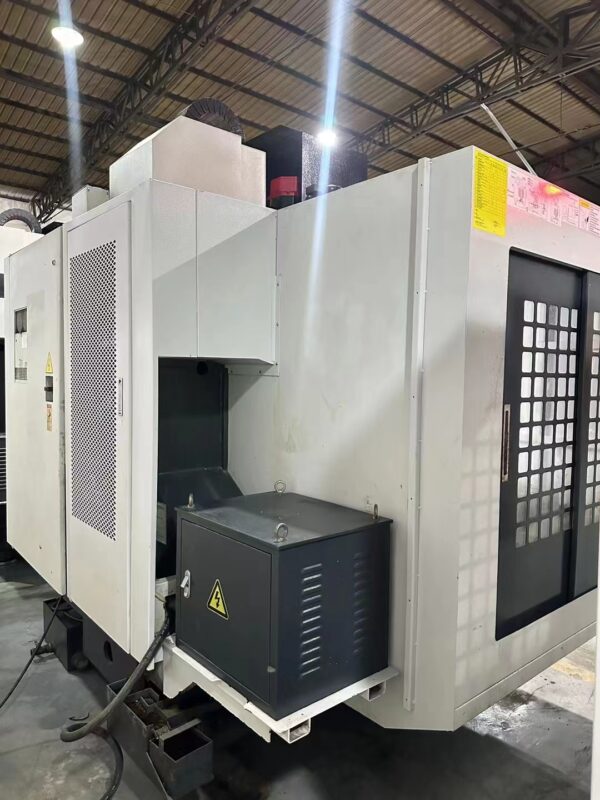 Taiwan Feeler VMP40A Vertical Machining Center - Image 3
