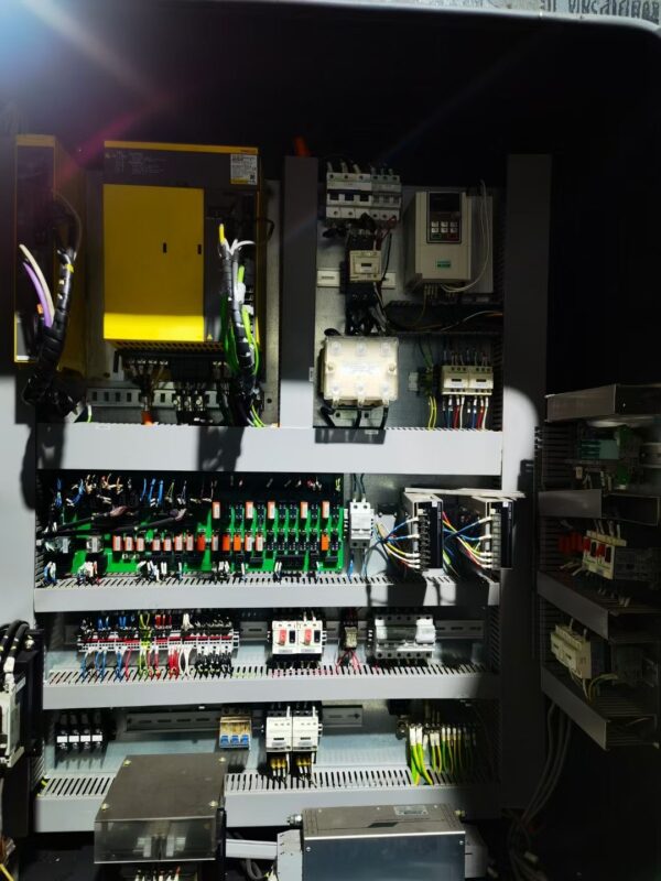 Taikan 850L Vertical Machine Center 2021year - Image 6