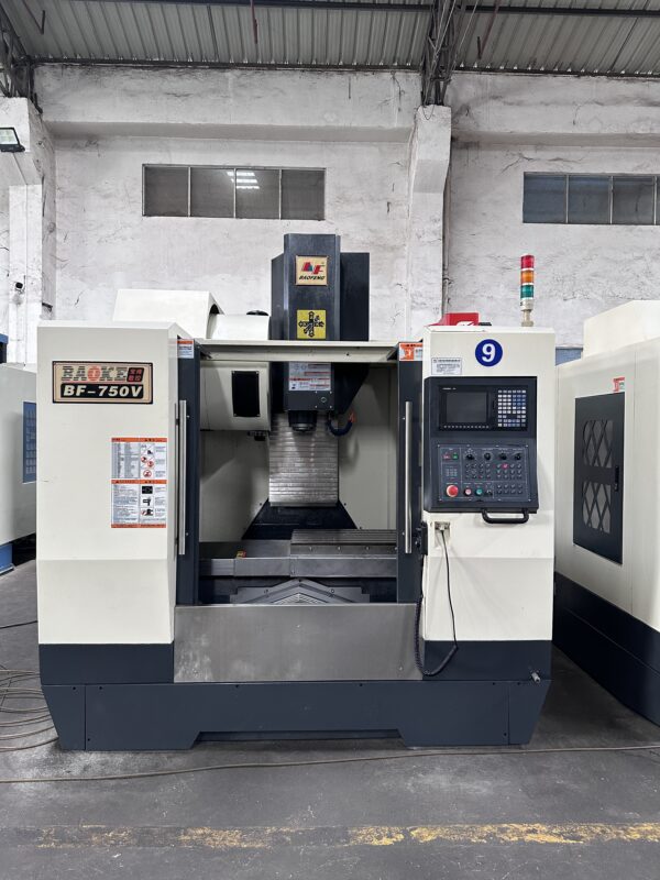 BF750V CNC Milling Machining Center 2017year