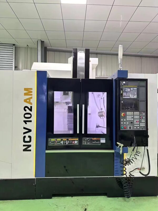 YCM NCV102A CNC Milling Machine Center 2021year