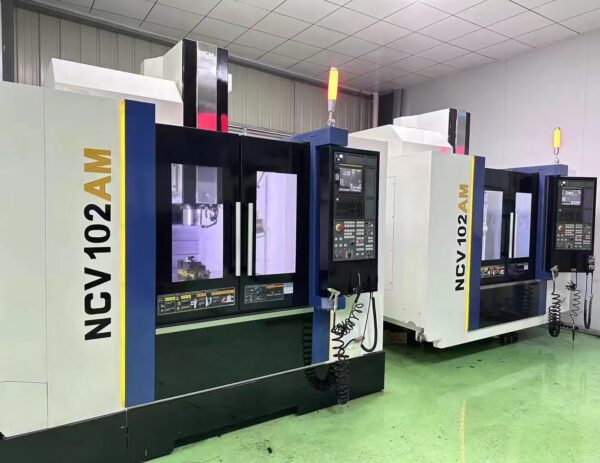 YCM NCV102A CNC Milling Machine Center 2021year - 图片 2