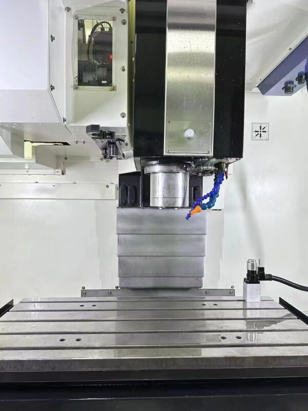 YCM NCV102A CNC Milling Machine Center 2021year - 图片 4